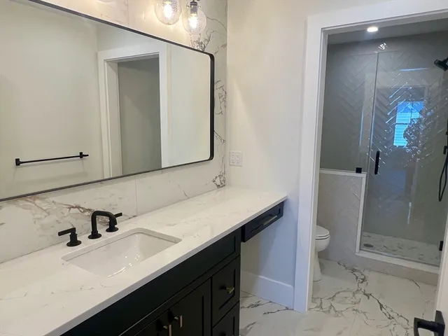 $5,200 | 10 Webber Avenue, Unit 202, Bedford, MA 01730