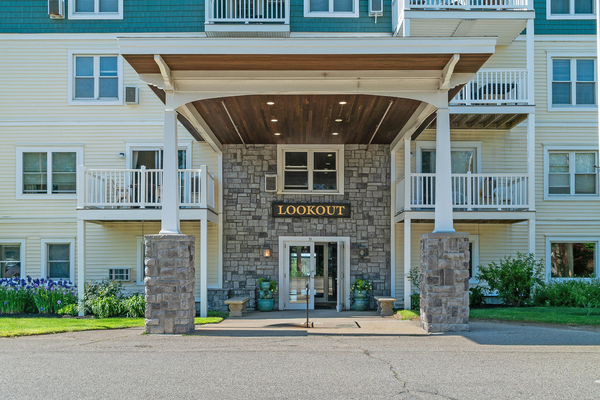 55 Israel Head Road, Unit 304 Ogunquit, ME 03907 - Photo 3 of 21 55 Israel Head-32