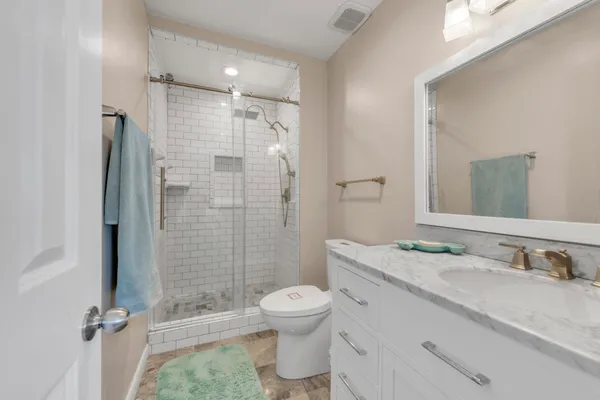 $550,000 | 60 North John Sims Parkway, Valparaiso, FL 32580