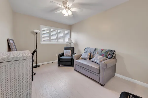 $550,000 | 60 North John Sims Parkway, Valparaiso, FL 32580