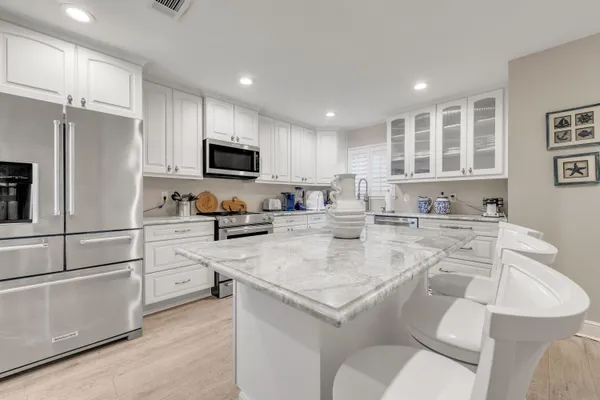 $550,000 | 60 North John Sims Parkway, Valparaiso, FL 32580