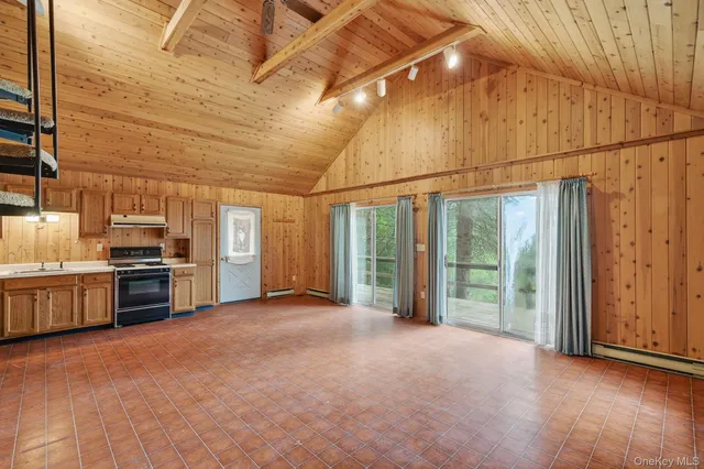 $330,000 | 174 Gary Place, Denver, NY 12421