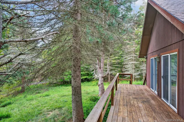 $330,000 | 174 Gary Place, Denver, NY 12421