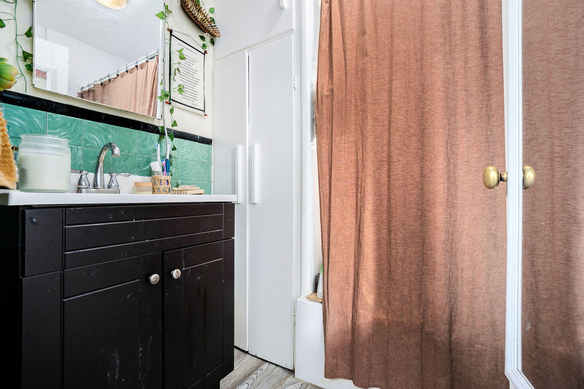 317 East Chart Street Plainwell, MI 49080 - Photo 20 of 28 016_dsc01202_502