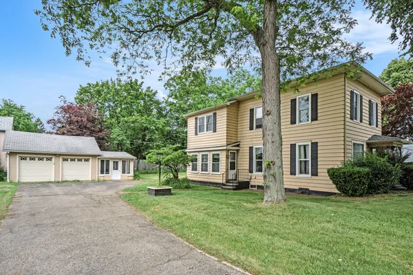 $265,000 | 317 East Chart Street, Plainwell, MI 49080