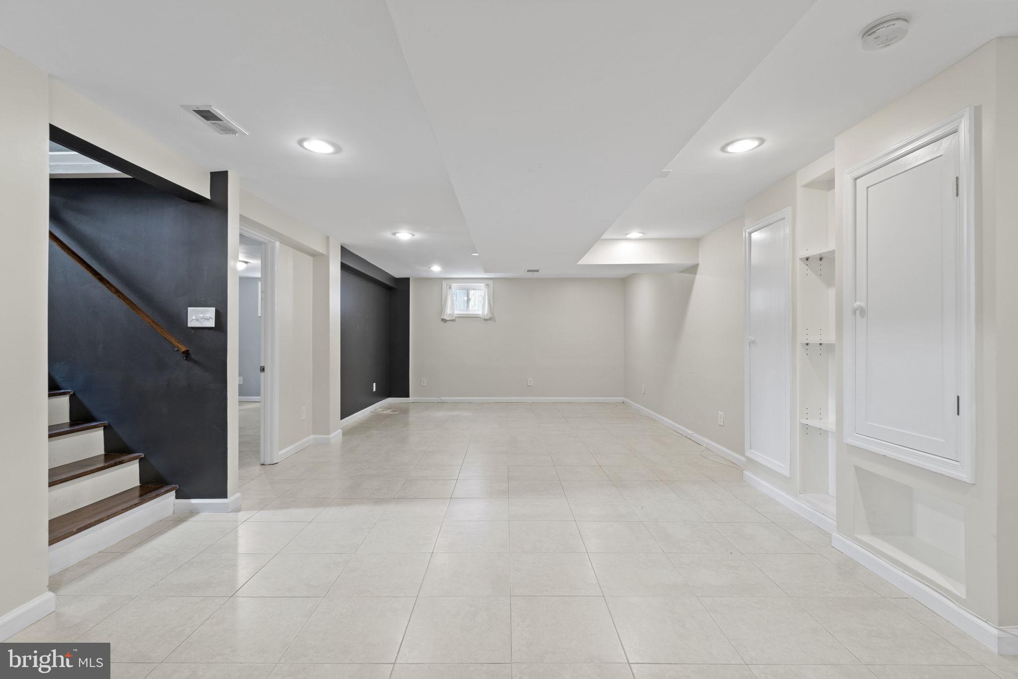 1512 Windham Lane Silver Spring, MD 20902 - Photo 23 of 47 Large Recreation Room