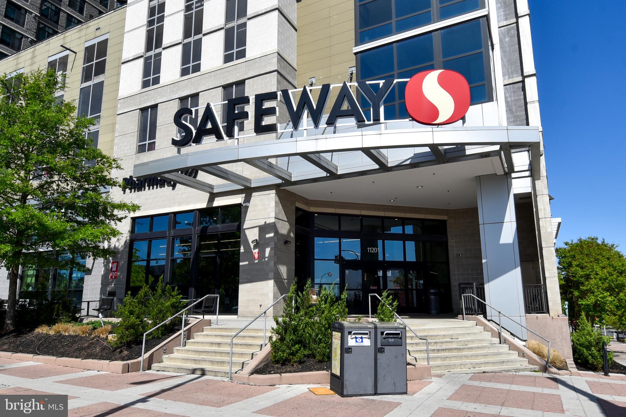 1512 Windham Lane Silver Spring, MD 20902 - Photo 36 of 47 Short Drive to Safeway