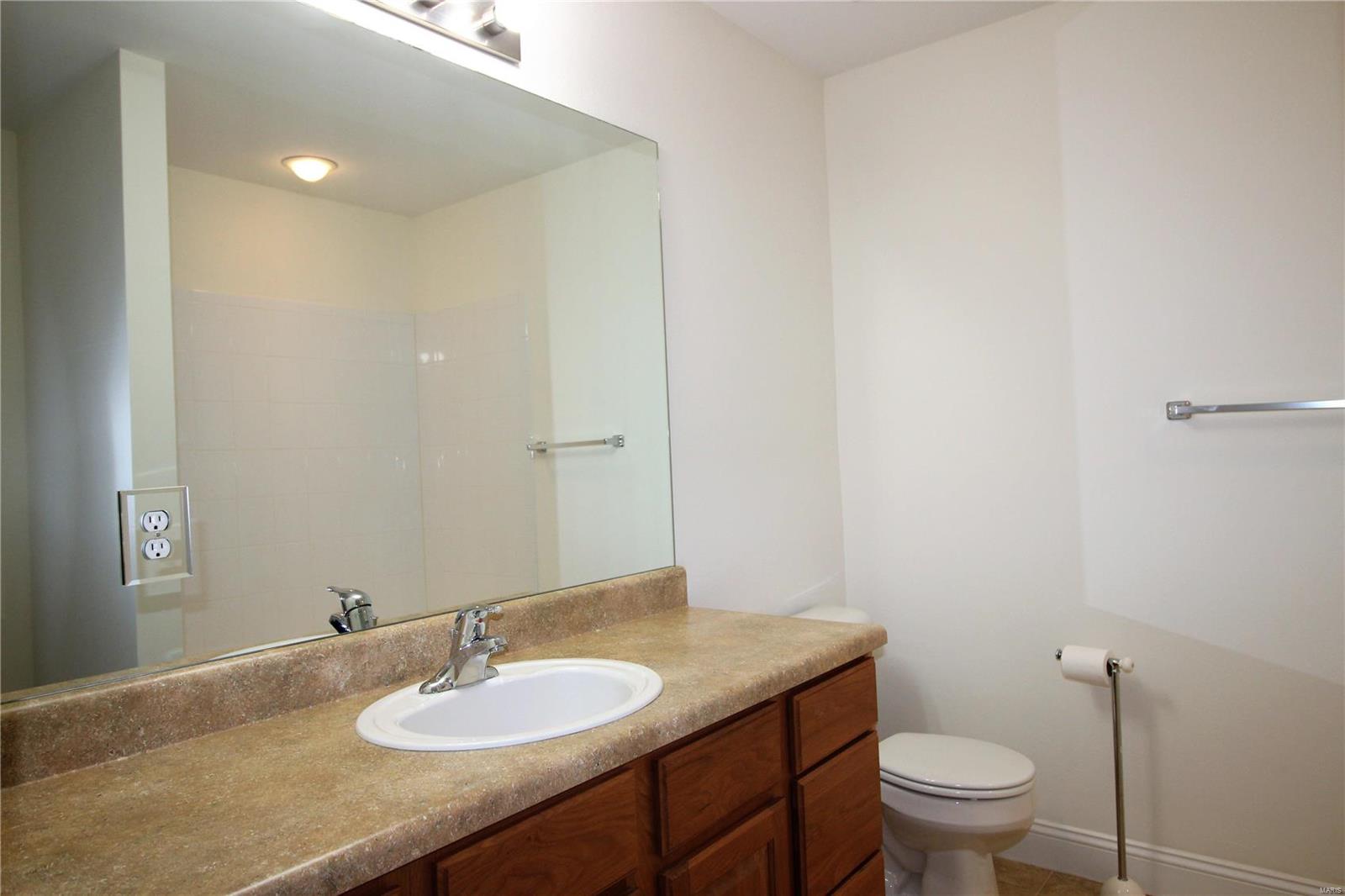 1336 Three Rivers Drive O'Fallon, IL 62269 - Photo 14 of 16 Gallery Image 14