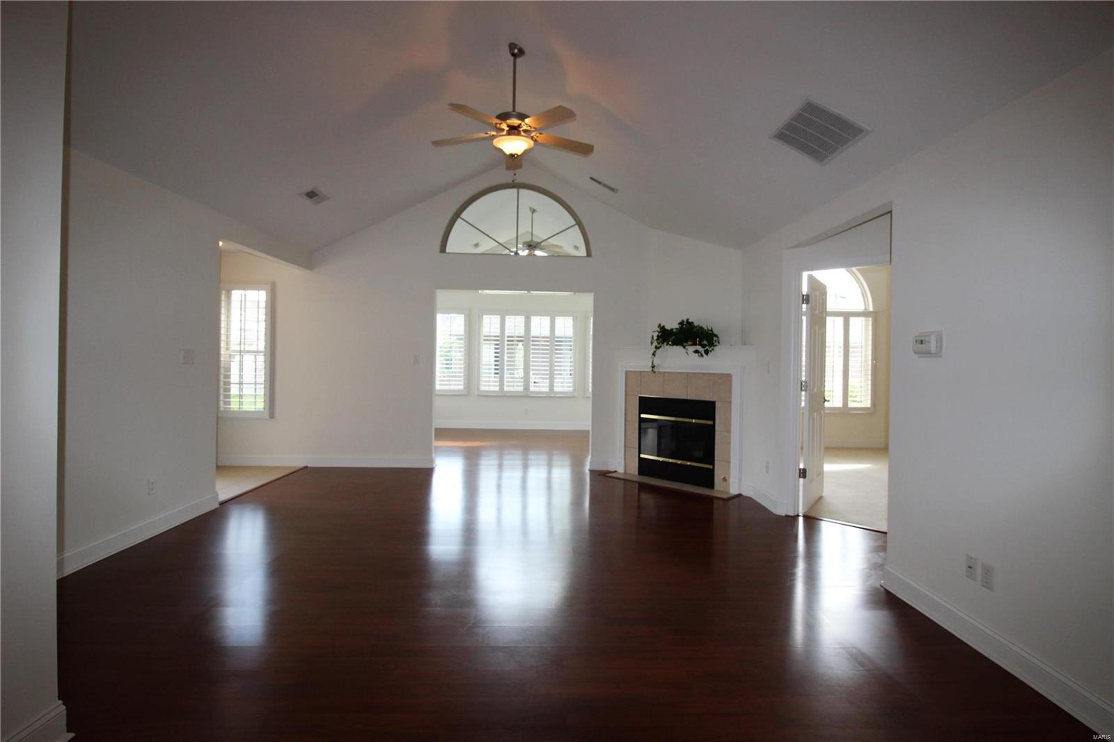 1336 Three Rivers Drive O'Fallon, IL 62269 - Photo 3 of 16 Gallery Image 3
