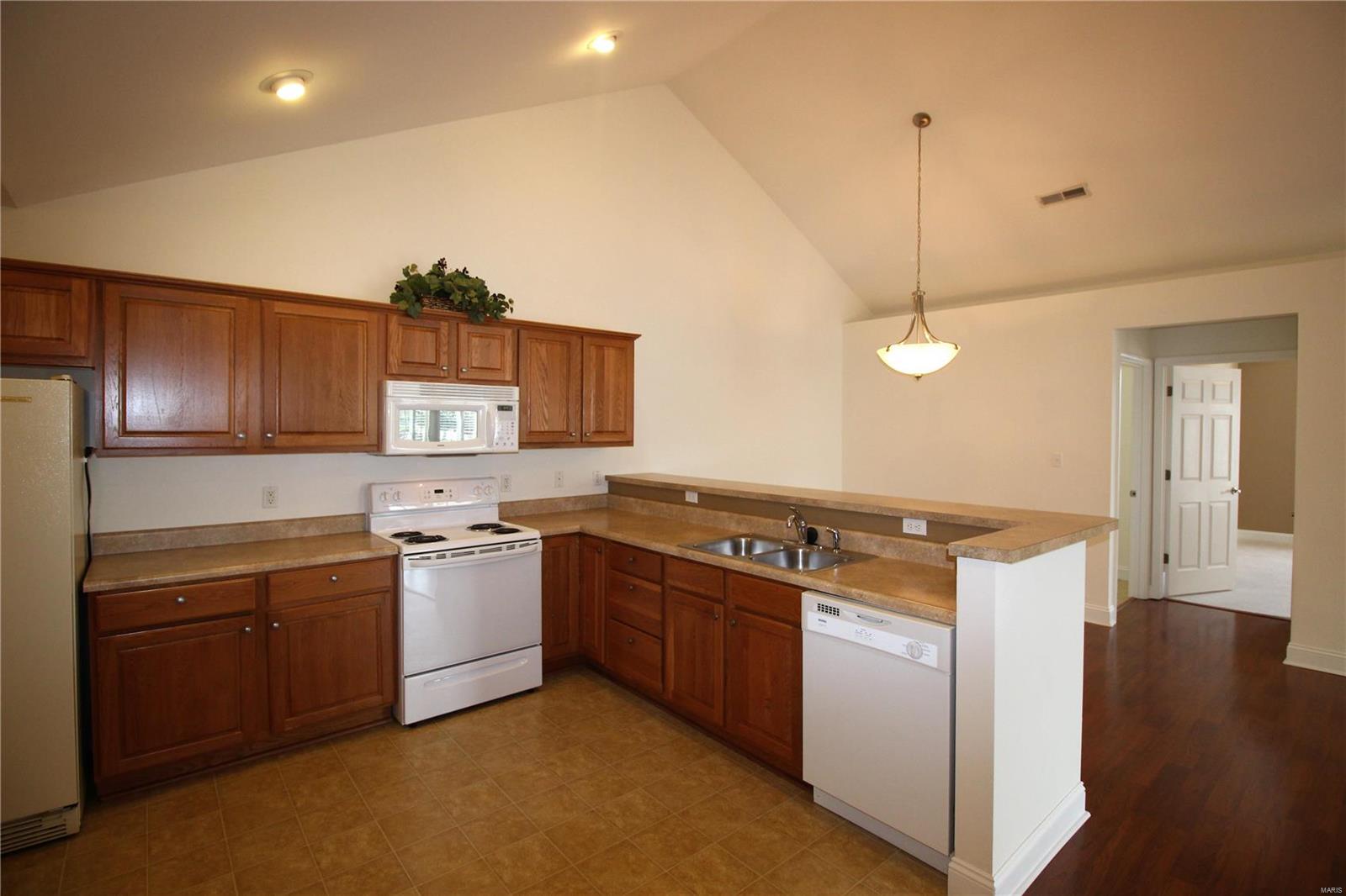 1336 Three Rivers Drive O'Fallon, IL 62269 - Photo 7 of 16 Gallery Image 7