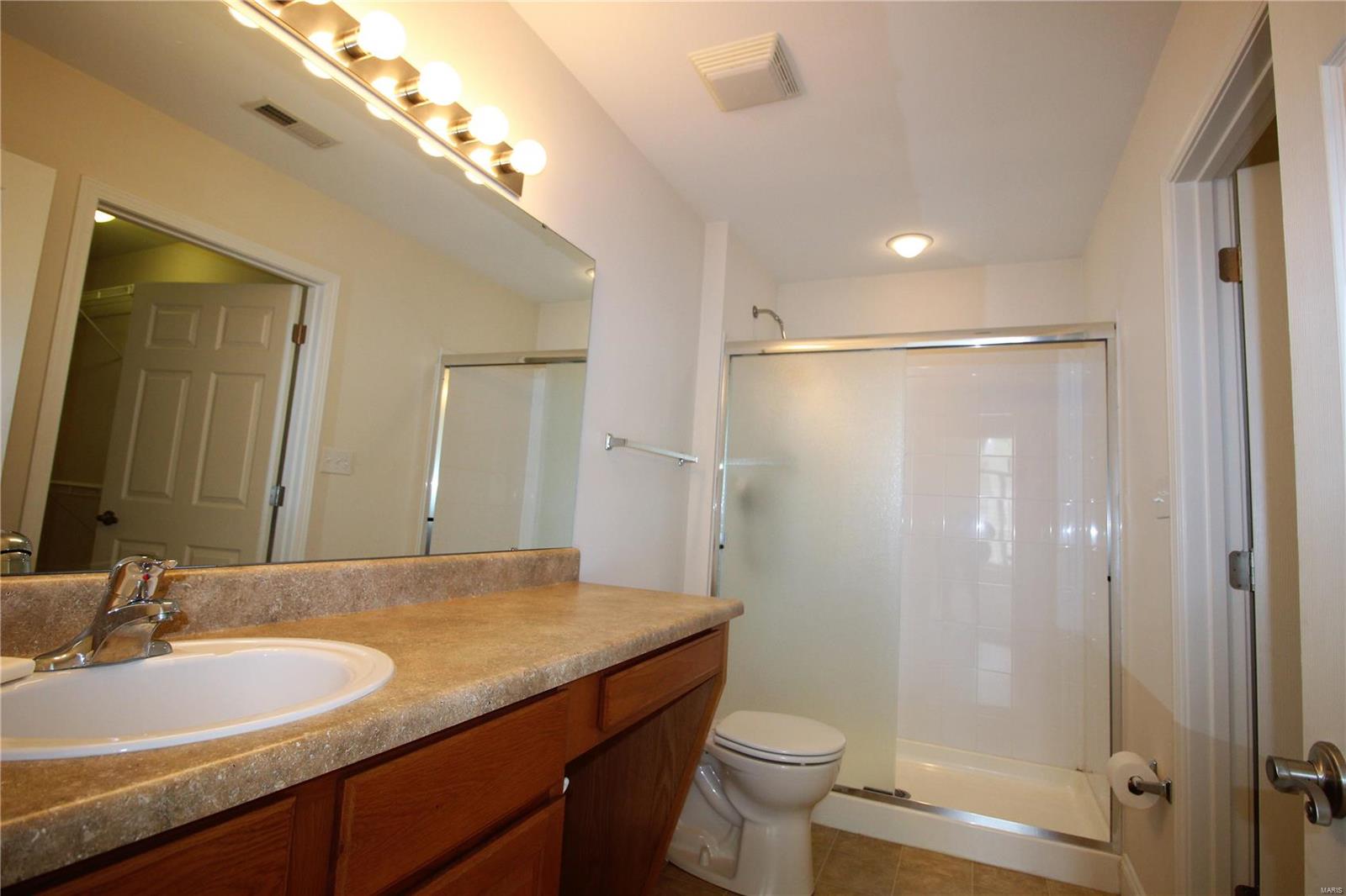 1336 Three Rivers Drive O'Fallon, IL 62269 - Photo 10 of 16 Gallery Image 10