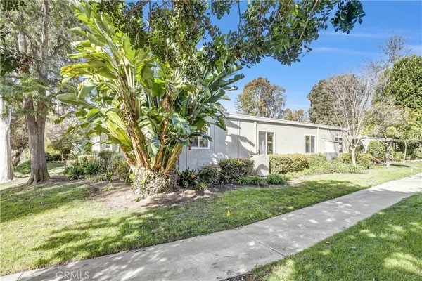 $818,000 | 651 Avenida Sevilla, Unit D, Laguna Woods, CA 92637