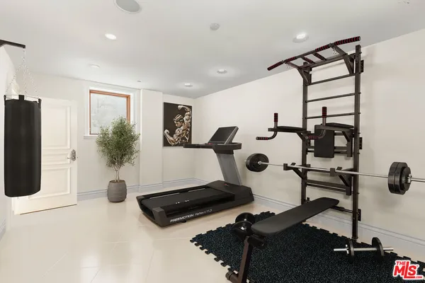 a view of a walk in closet