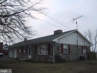 503 Fairview Road Manheim, PA 17545 - Photo 3 of 4