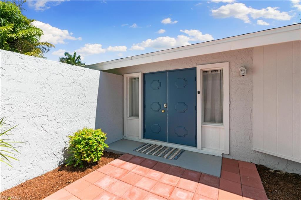 2360 Clipper Way Naples, FL 34104 - Photo 31 of 45