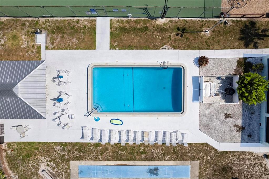 2360 Clipper Way Naples, FL 34104 - Photo 40 of 45