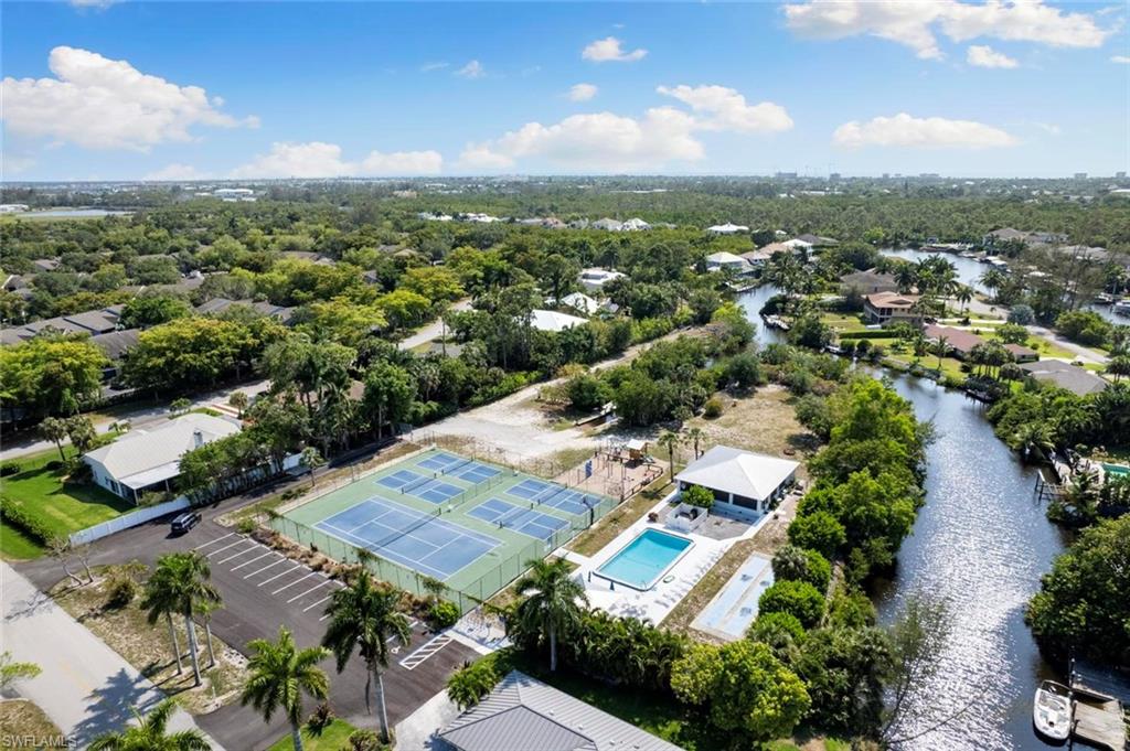 2360 Clipper Way Naples, FL 34104 - Photo 41 of 45