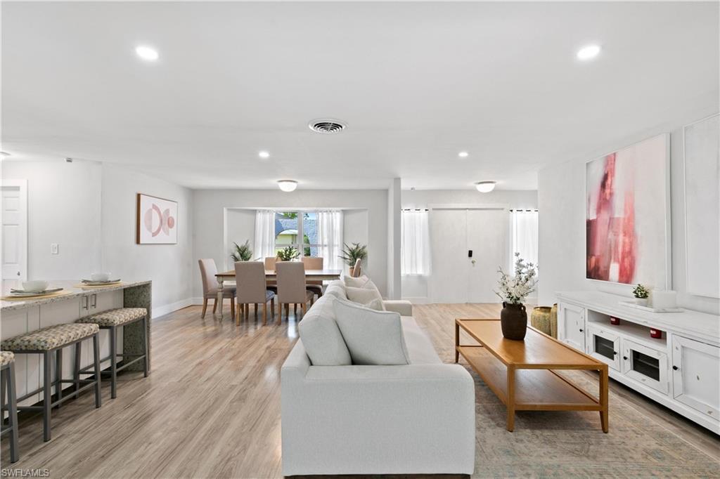 2360 Clipper Way Naples, FL 34104 - Photo 8 of 45