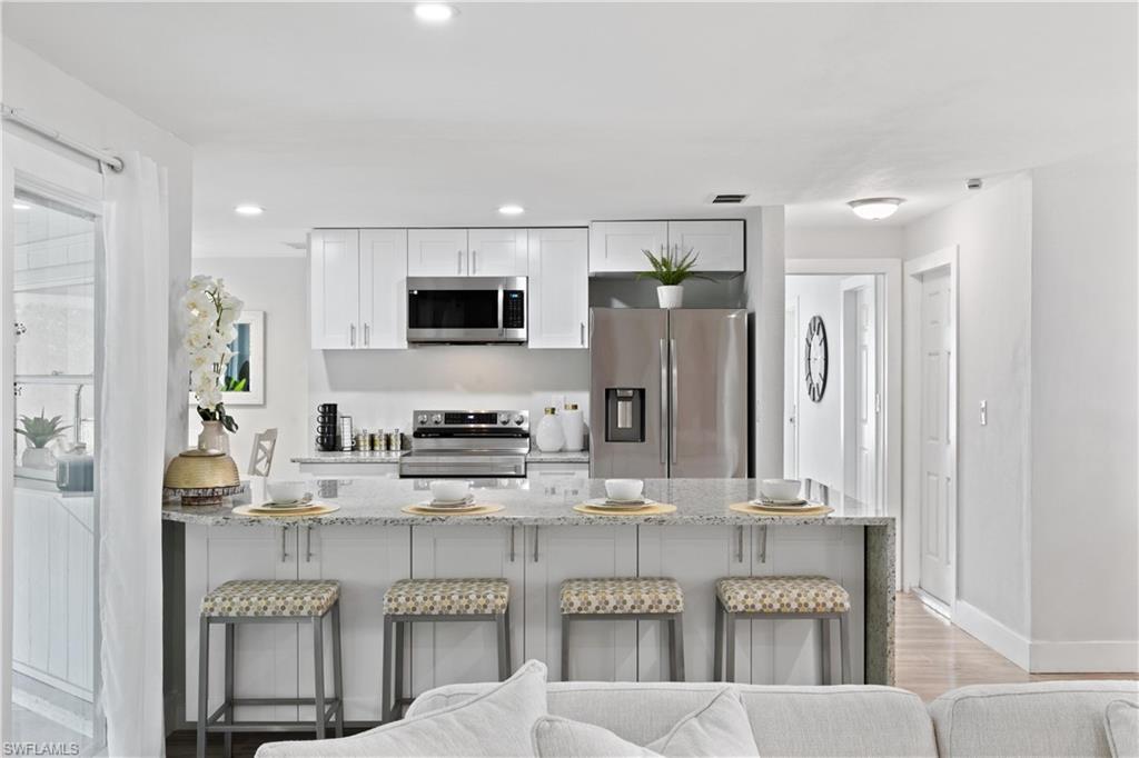 2360 Clipper Way Naples, FL 34104 - Photo 10 of 45