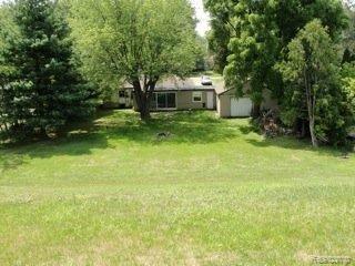 8609 East Pearson Road Utica, MI 48316 - Photo 12 of 13 Huge Country Lot