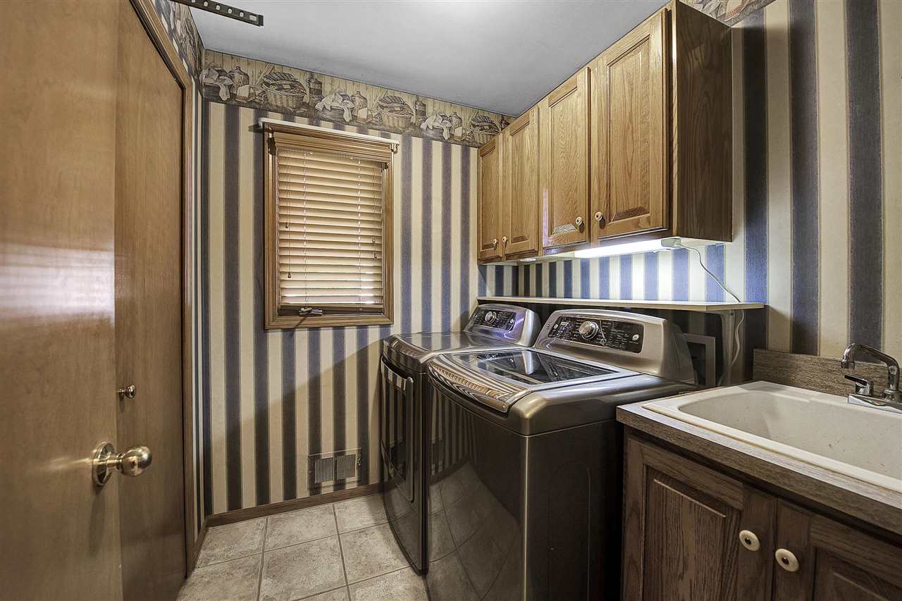 47694 Sandy Ridge Drive Macomb, MI 48044 - Photo 13 of 34 50080162-12.JPG