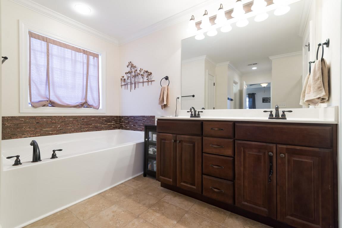 113 Riddick Court Murfreesboro, TN 37127 - Photo 10 of 18 Gallery Image 10