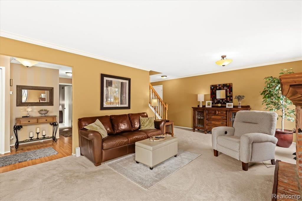 1961 Pondview Court Rochester Hills, MI 48309 - Photo 5 of 21