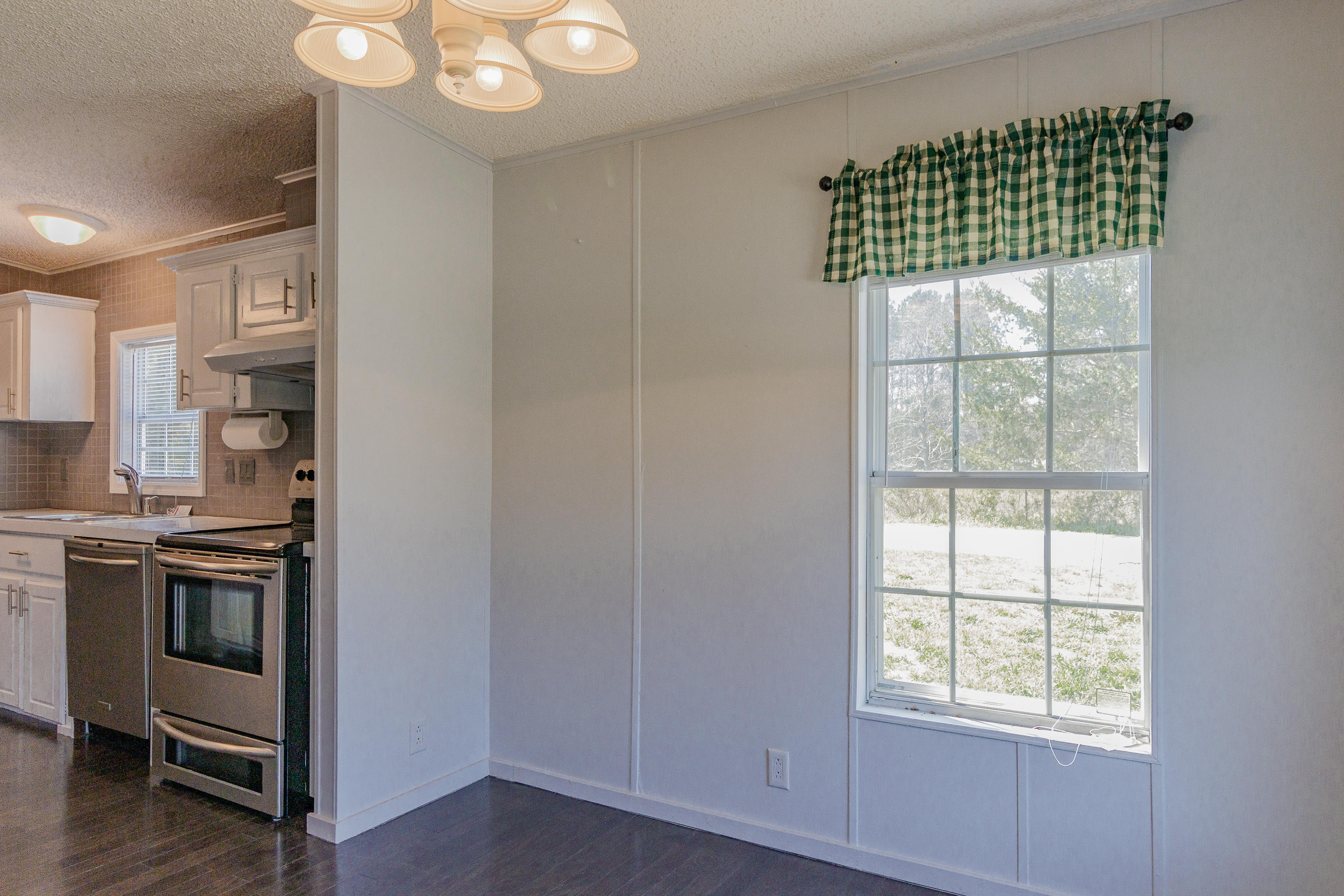 156 Springvale Lane Rock Spring, GA 30739 - Photo 20 of 35 Breakfast Area - Kitchen 2