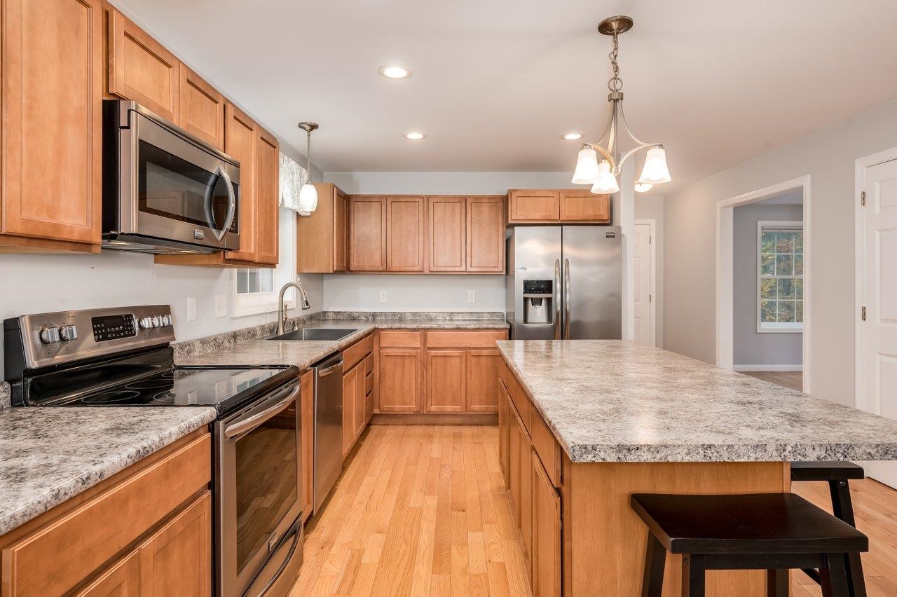 367 Greenhill Road Barrington, NH 03825 - Photo 5 of 45