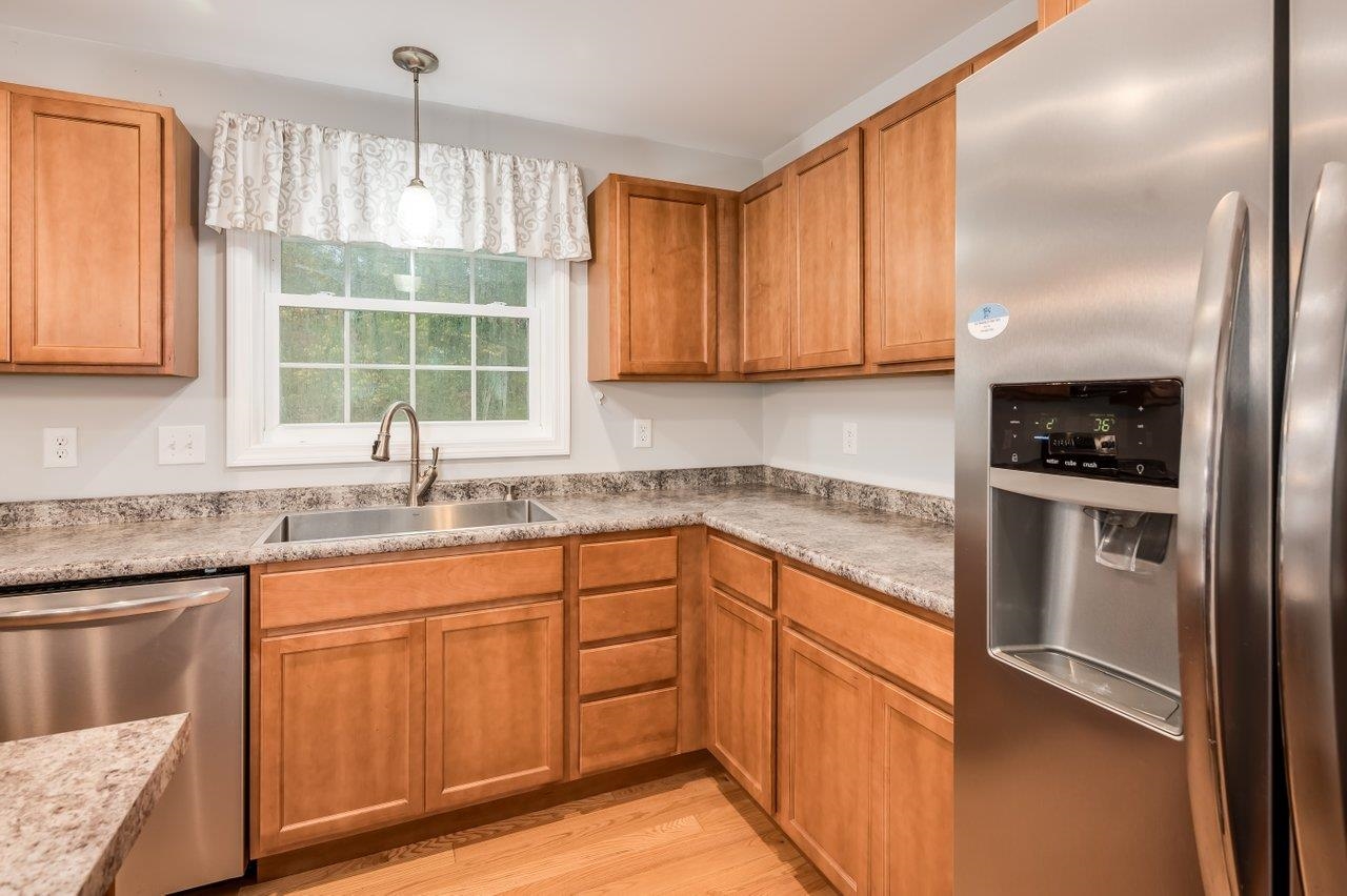 367 Greenhill Road Barrington, NH 03825 - Photo 9 of 45