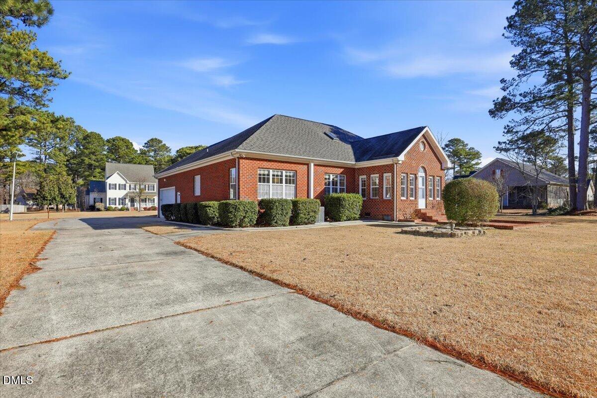 107 West Raintree Lane Goldsboro, NC 27534 - Photo 6 of 59 06-107 W Raintree Ln-6