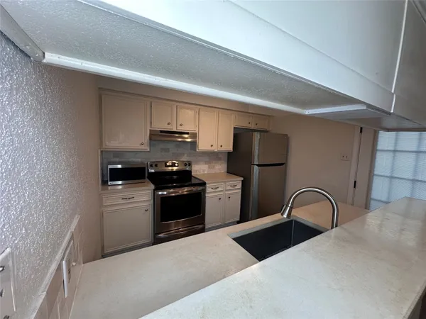 $1,850 | 1413 Bonanza Road, Unit 413, Houston, TX 77062