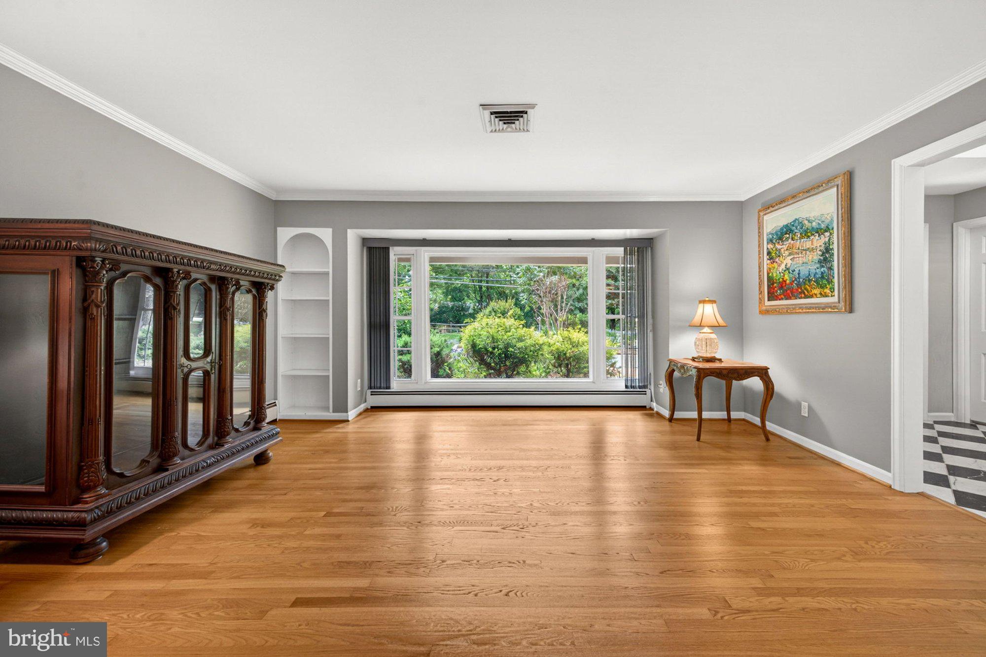 11416 Vale Road Oakton, VA 22124 - Photo 9 of 116 Gallery Image 9