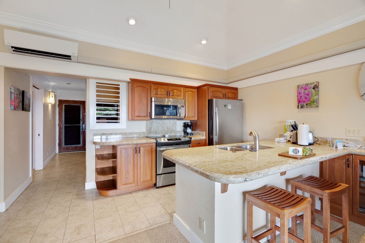 2253 Poipu Road, Unit 217 Koloa, HI 96756 - Photo 5 of 30 Gallery Image 5