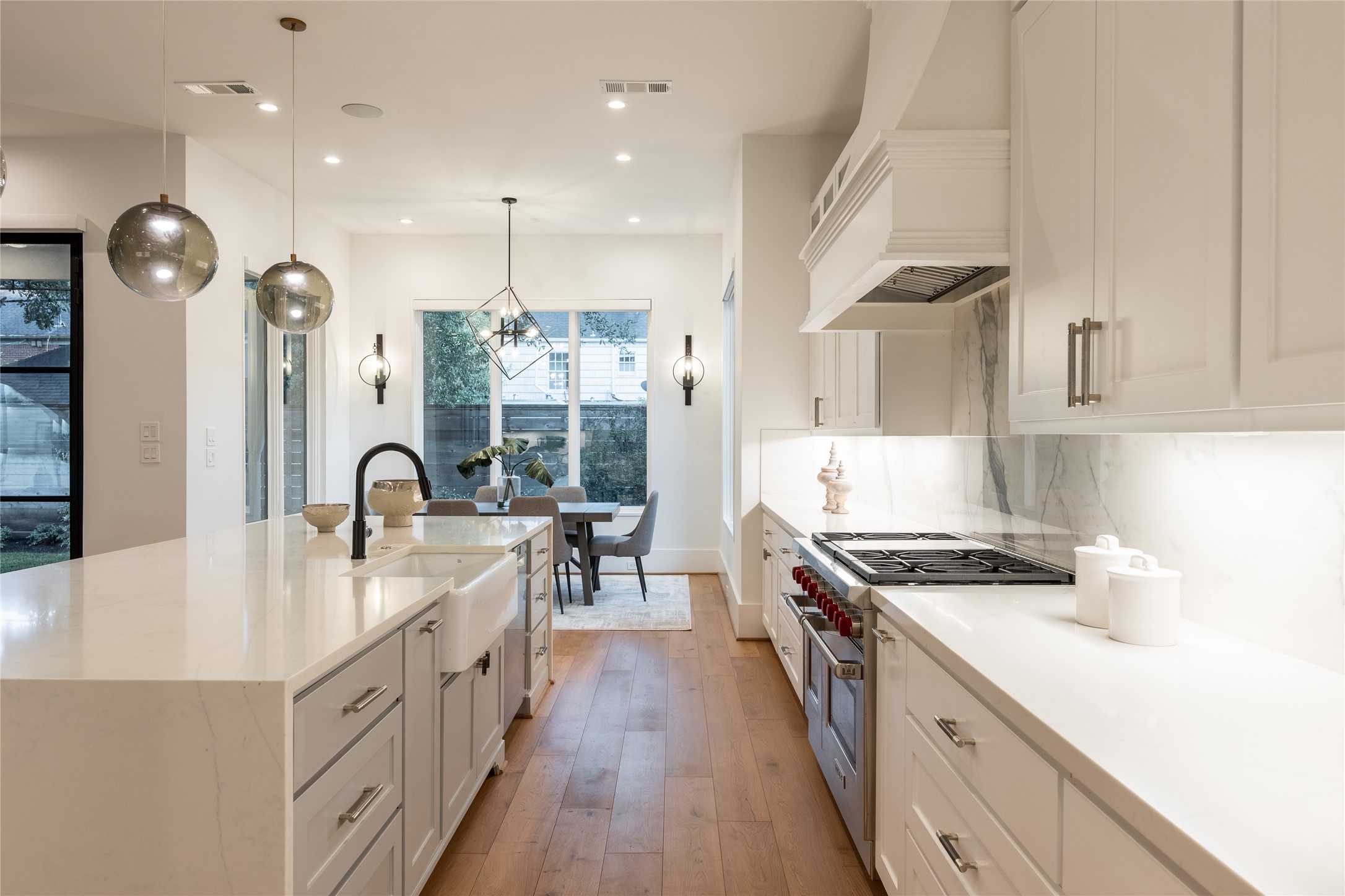2817 Albans Road Houston, TX 77005 - Photo 23 of 49
