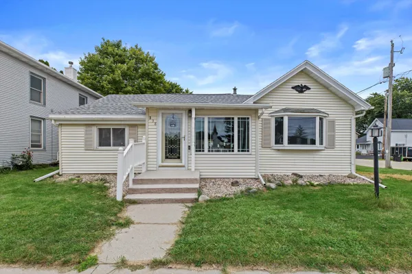 $262,500 | 138 East Lehman Street, Neosho, WI 53059
