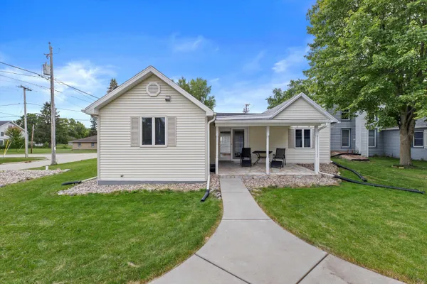 $262,500 | 138 East Lehman Street, Neosho, WI 53059