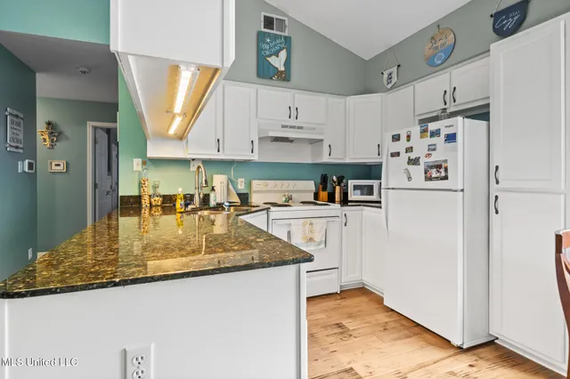 $895,000 | 14300 Hatten Lane, Gulfport, MS 39503