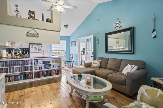 $895,000 | 14300 Hatten Lane, Gulfport, MS 39503