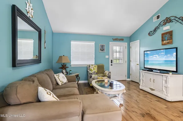 $895,000 | 14300 Hatten Lane, Gulfport, MS 39503