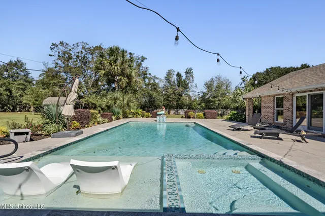 $895,000 | 14300 Hatten Lane, Gulfport, MS 39503