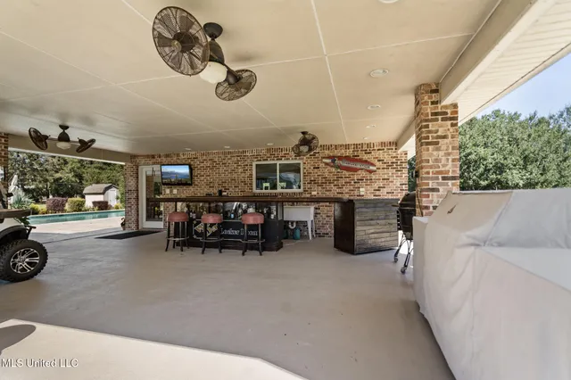 $895,000 | 14300 Hatten Lane, Gulfport, MS 39503