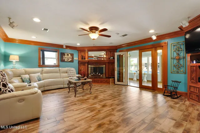 $895,000 | 14300 Hatten Lane, Gulfport, MS 39503