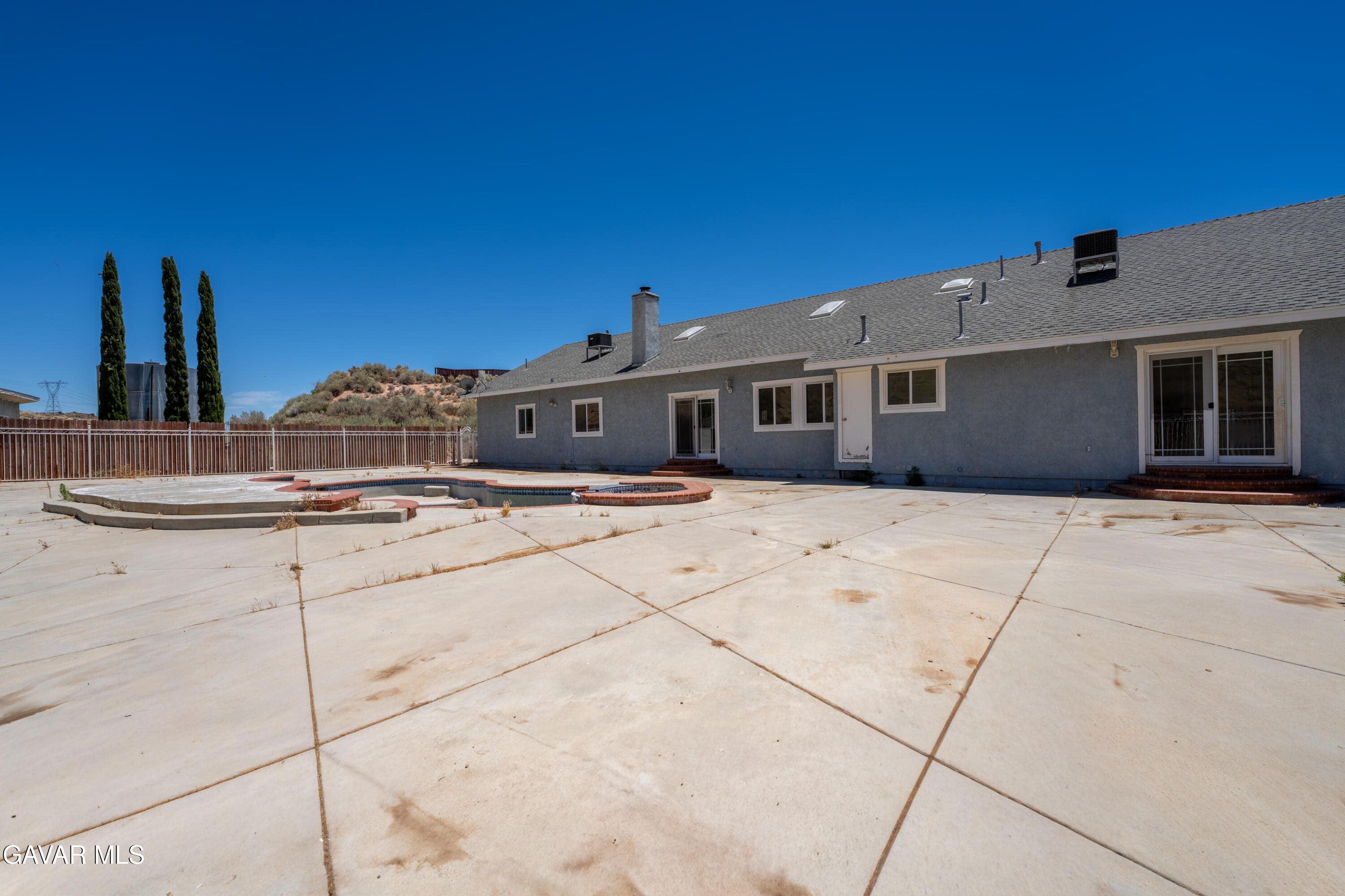 6221 Elizabeth Lake Road Leona Valley, CA 93551 - Photo 25 of 37 25