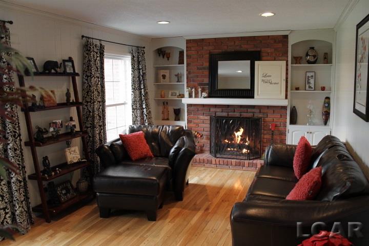 1185 Auborne Road Adrian, MI 49221 - Photo 7 of 34 FAMILY ROOM 2