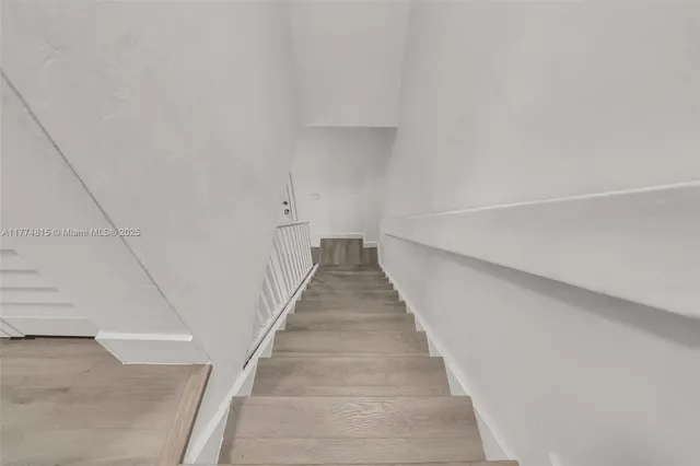 $425,000 | 8775 Park Boulevard, Unit 111, Miami, FL 33172