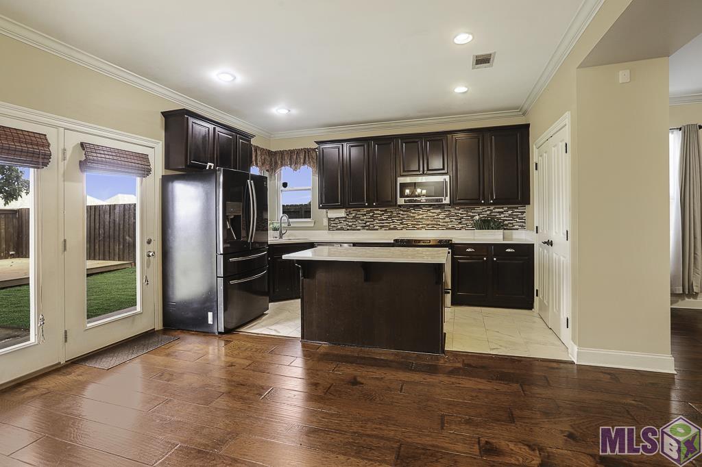 36420 Callaway Avenue Geismar, LA 70734 - Photo 5 of 33