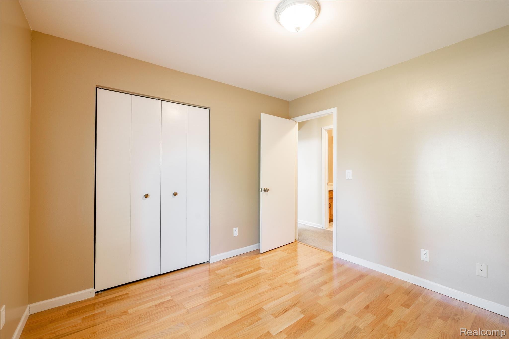 8653 Lake Road Grosse Ile, MI 48138 - Photo 15 of 34 8653 Lake Rd, Grosse Ile - Bedroom #2