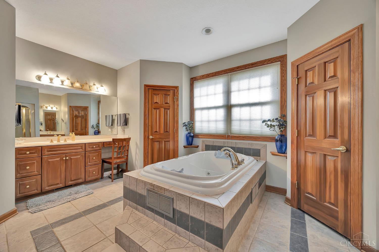 1614 Hogue Road Hamilton, OH 45013 - Photo 28 of 56 Gallery Image 28