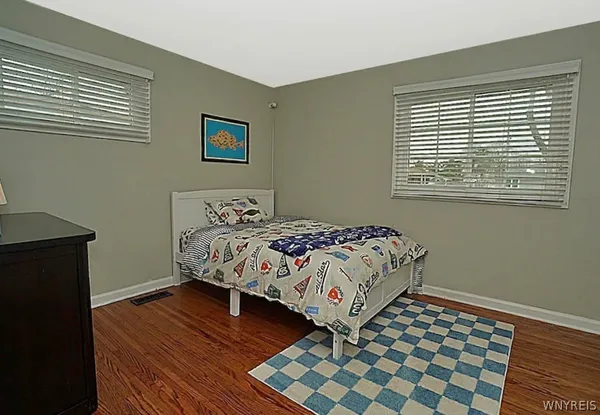 $299,900 | 521 Woodstock Avenue, Tonawanda, NY 14150